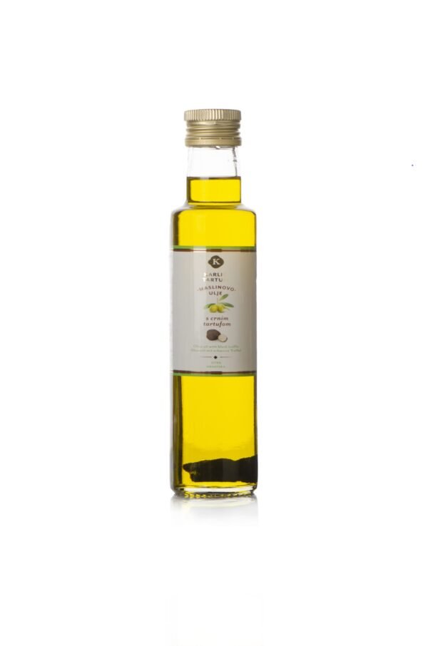 Aceite de oliva con trufa negra entera